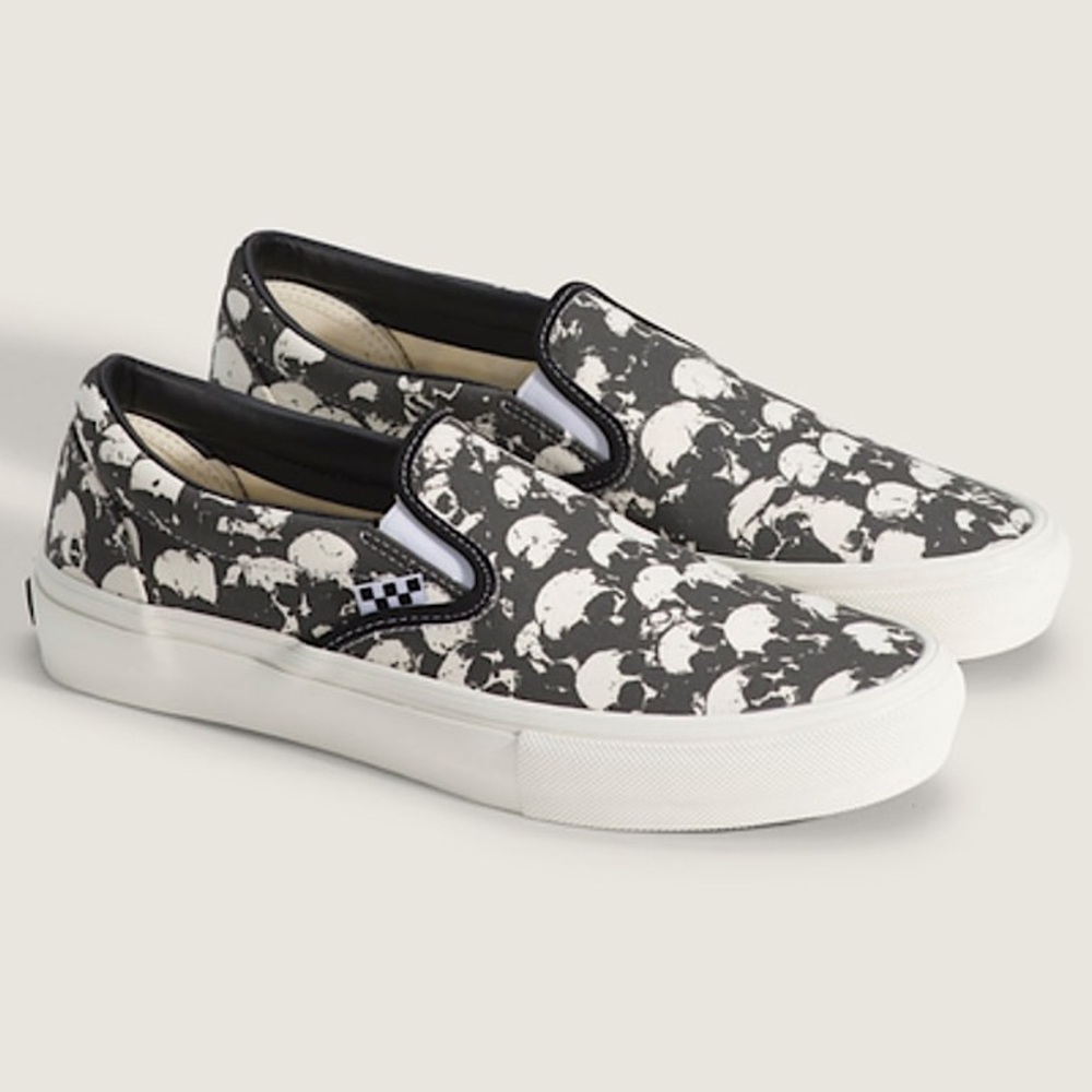Vans Skate Slip-On Skull Pile Shoes. Men’s size 5.5. (Women’s size 7).